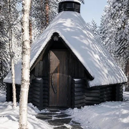 Log Otsonpesae With Lappish Hut Domek alpejski *